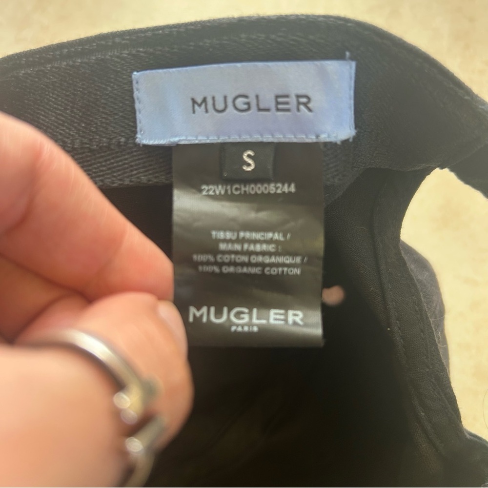 Mugler Black Cap - Picture 9 of 9